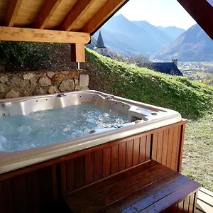 le-grand-chalet-avec-spa-et-sauna.midi-pyreneeshotels.com/